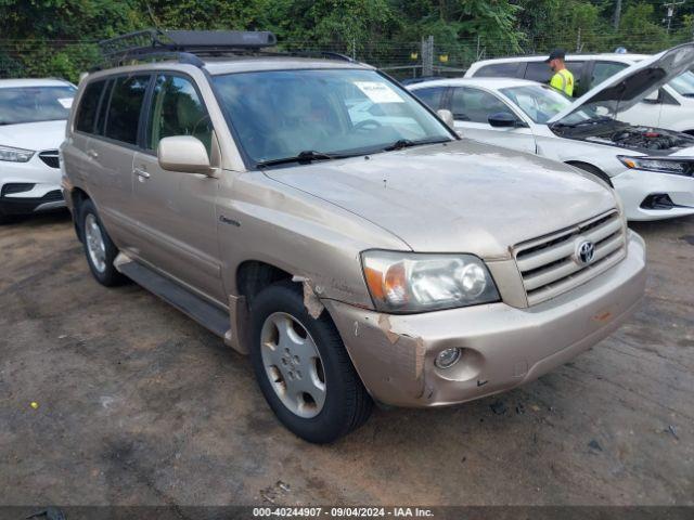  Salvage Toyota Highlander