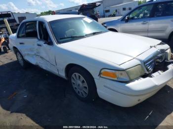  Salvage Ford Crown Victoria