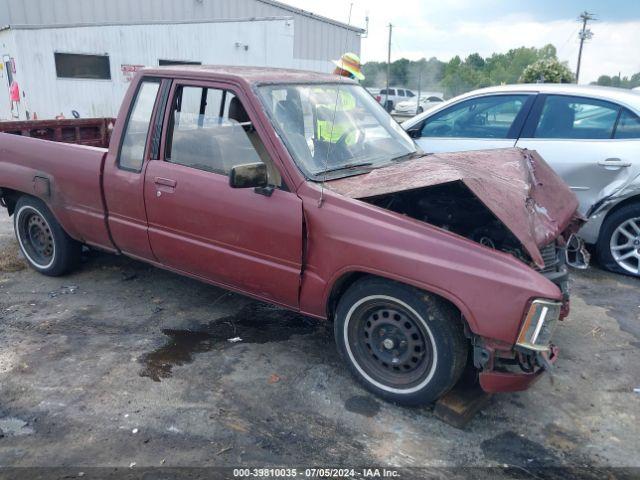  Salvage Toyota Pickup