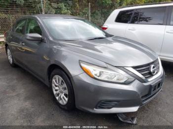  Salvage Nissan Altima