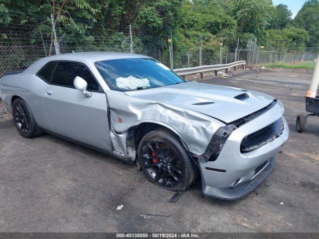  Salvage Dodge Challenger