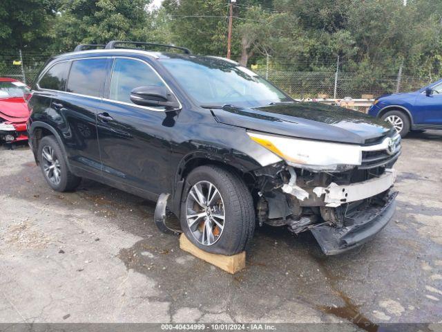  Salvage Toyota Highlander