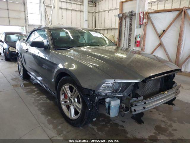  Salvage Ford Mustang