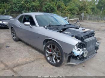  Salvage Dodge Challenger