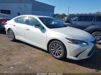  Salvage Lexus Es