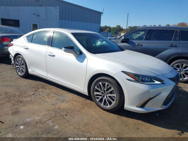  Salvage Lexus Es