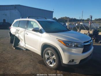  Salvage Toyota Highlander