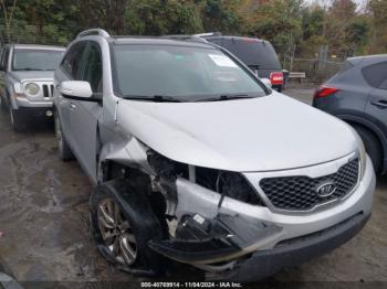  Salvage Kia Sorento