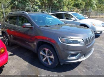  Salvage Jeep Cherokee