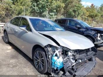  Salvage Lexus Es