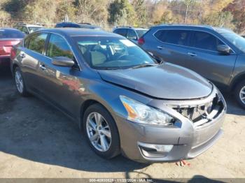  Salvage Nissan Altima