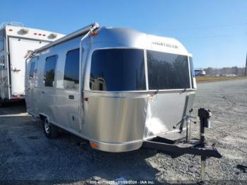  Salvage Airstream Caravel