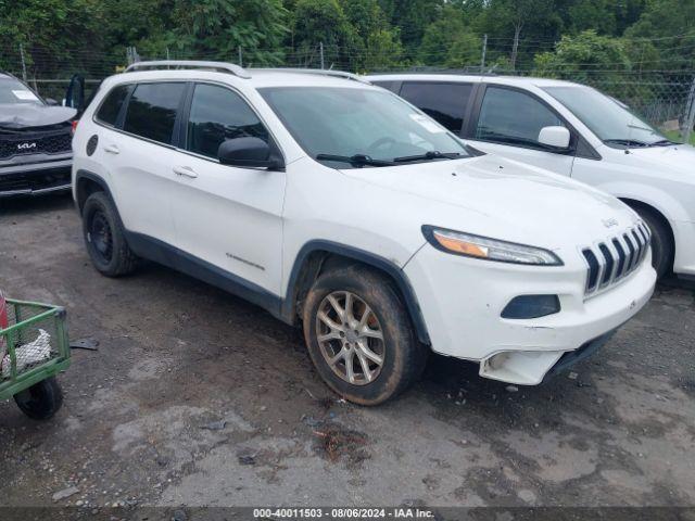  Salvage Jeep Cherokee