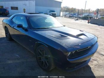  Salvage Dodge Challenger