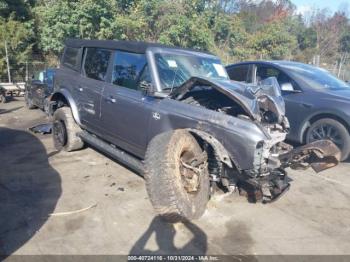  Salvage Ford Bronco