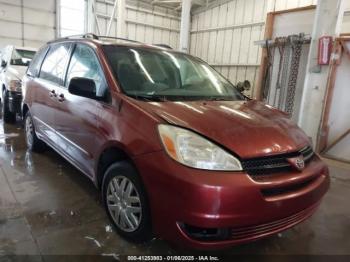  Salvage Toyota Sienna