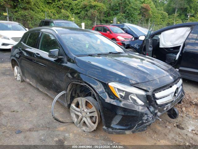  Salvage Mercedes-Benz GLA