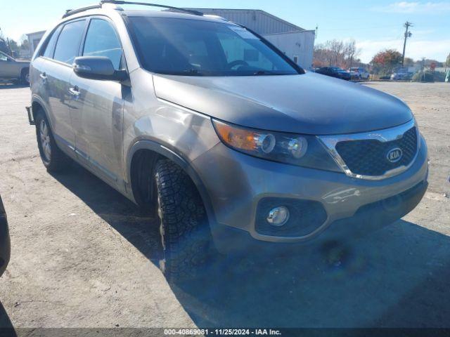  Salvage Kia Sorento