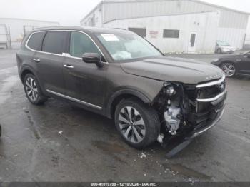  Salvage Kia Telluride