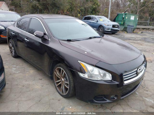  Salvage Nissan Maxima