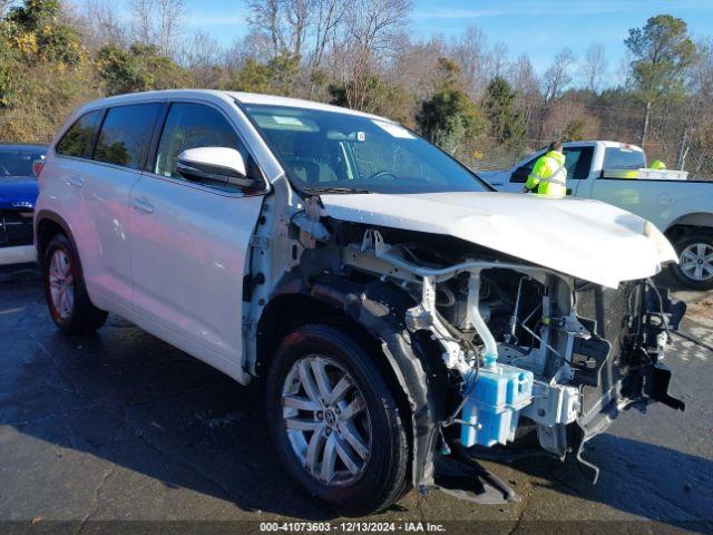  Salvage Toyota Highlander