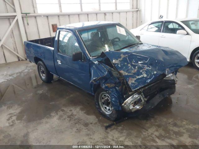  Salvage Nissan D21