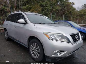  Salvage Nissan Pathfinder