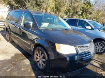  Salvage Chrysler Town & Country