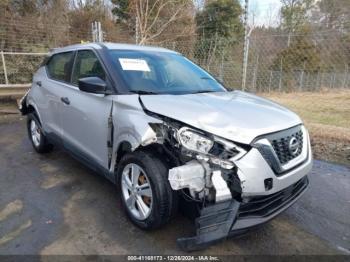  Salvage Nissan Kicks