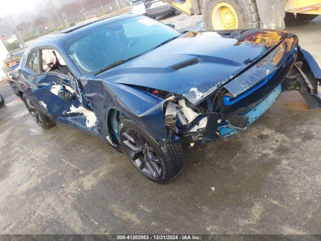  Salvage Dodge Challenger