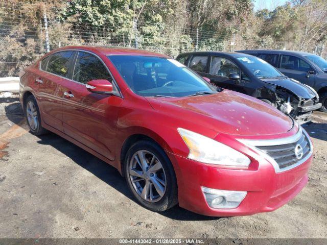  Salvage Nissan Altima