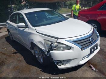  Salvage Nissan Altima