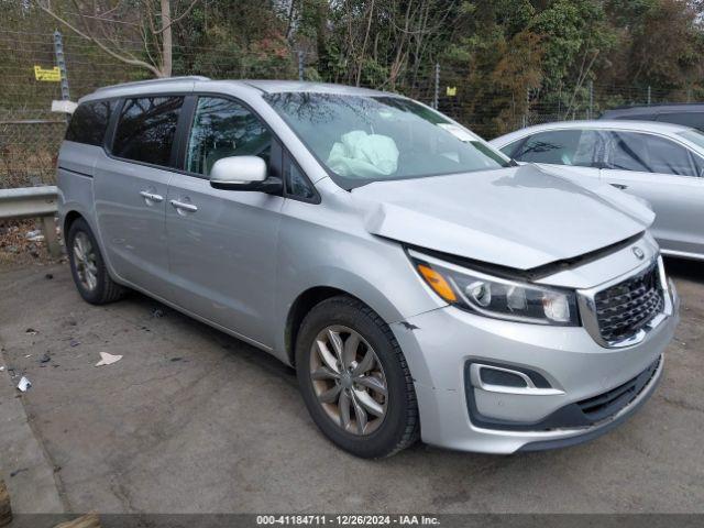  Salvage Kia Sedona