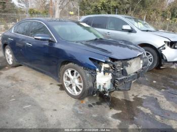  Salvage Nissan Maxima