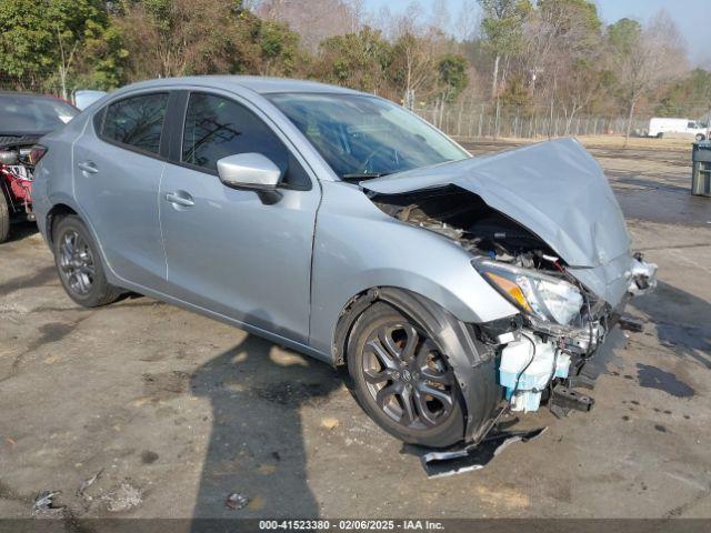  Salvage Toyota Yaris