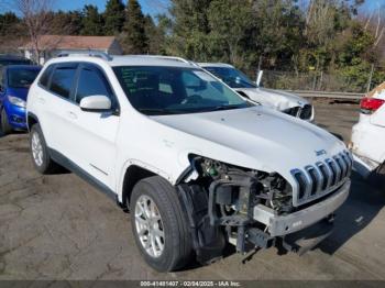  Salvage Jeep Cherokee