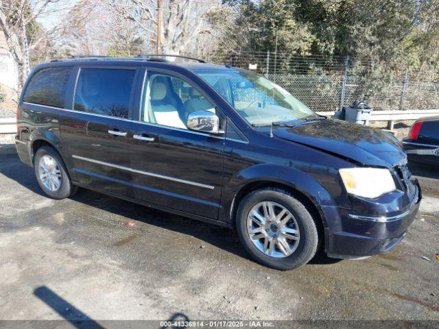  Salvage Chrysler Town & Country