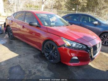  Salvage Nissan Altima