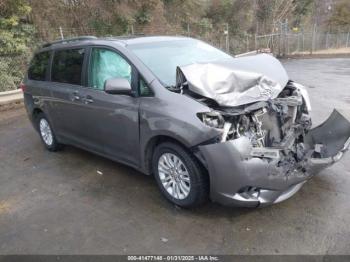  Salvage Toyota Sienna