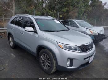  Salvage Kia Sorento