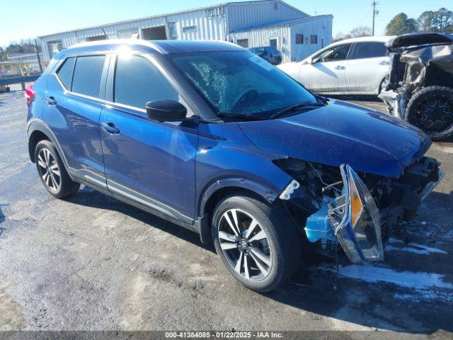  Salvage Nissan Kicks