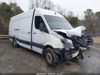  Salvage Mercedes-Benz Sprinter 2500