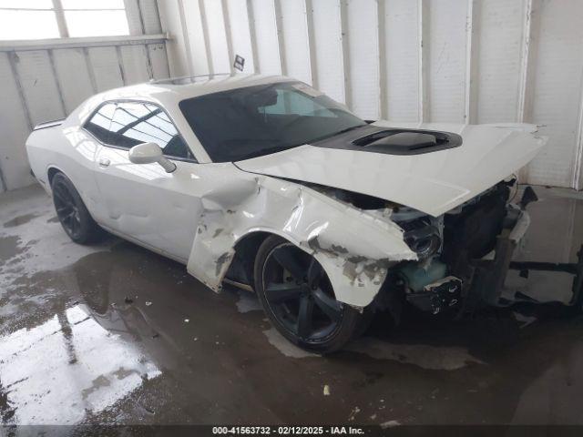  Salvage Dodge Challenger