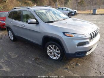  Salvage Jeep Cherokee