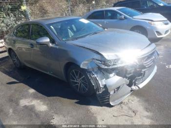  Salvage Lexus Es