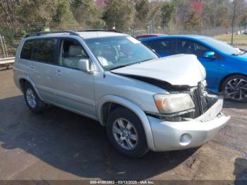  Salvage Toyota Highlander