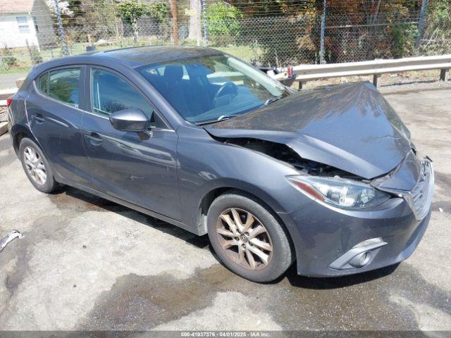  Salvage Mazda Mazda3