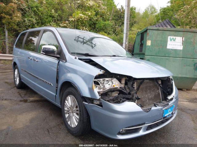  Salvage Chrysler Town & Country
