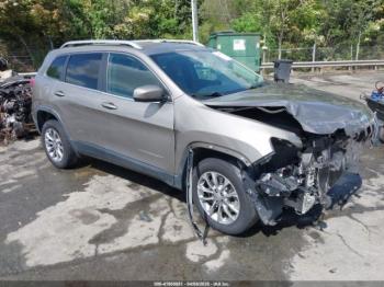  Salvage Jeep Cherokee
