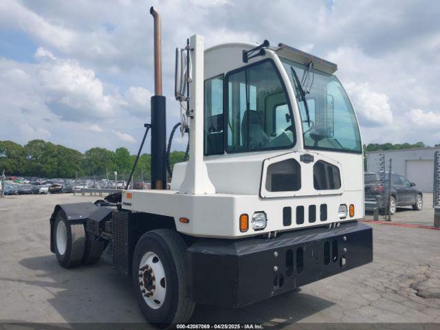  Salvage Autocar Llc Xspotter-off